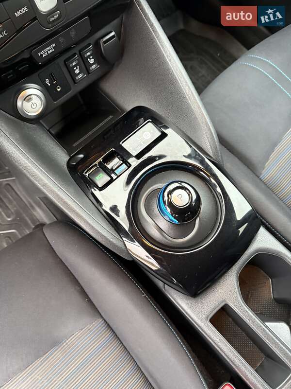 Хэтчбек Nissan Leaf 2018 в Владимире