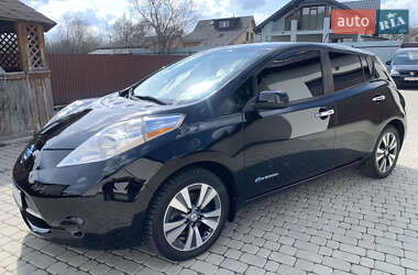 Хэтчбек Nissan Leaf 2015 в Богородчанах