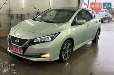 Хэтчбек Nissan Leaf 2018 в Ковеле