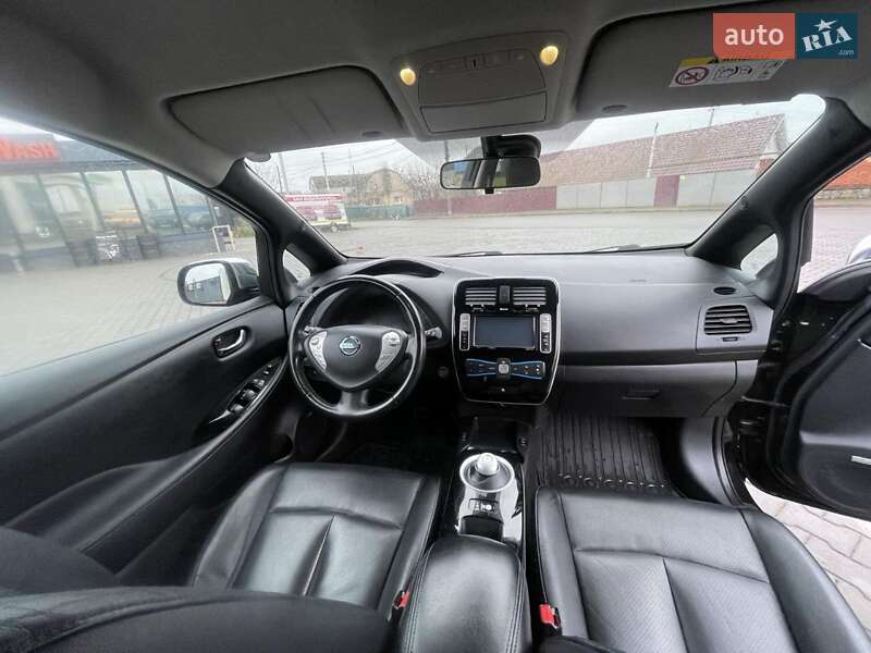 Хэтчбек Nissan Leaf 2013 в Киеве