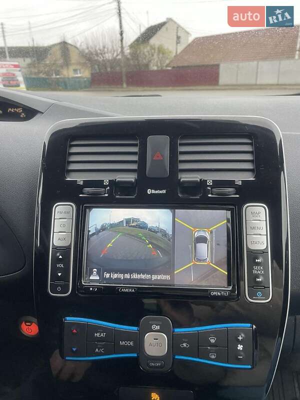 Хэтчбек Nissan Leaf 2013 в Киеве