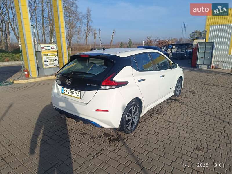 Хэтчбек Nissan Leaf 2019 в Городке фото 15 Хэтчбек Nissan Leaf 2019 в Городке