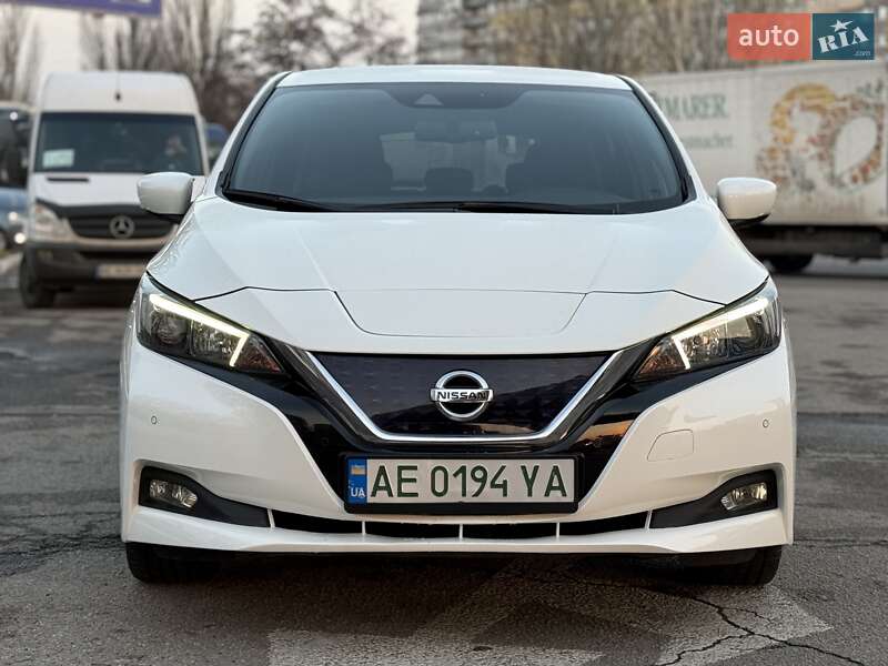 Хэтчбек Nissan Leaf 2019 в Днепре фото 5 Хэтчбек Nissan Leaf 2019 в Днепре