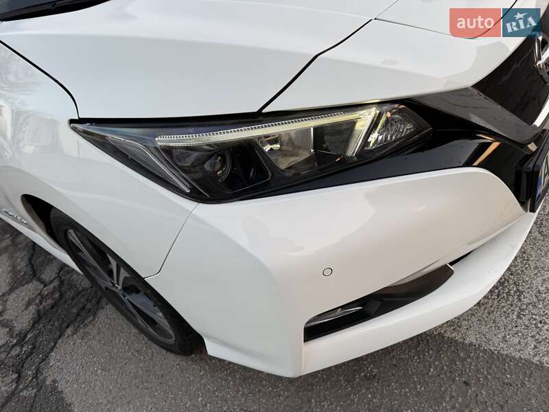 Хэтчбек Nissan Leaf 2019 в Днепре фото 7 Хэтчбек Nissan Leaf 2019 в Днепре