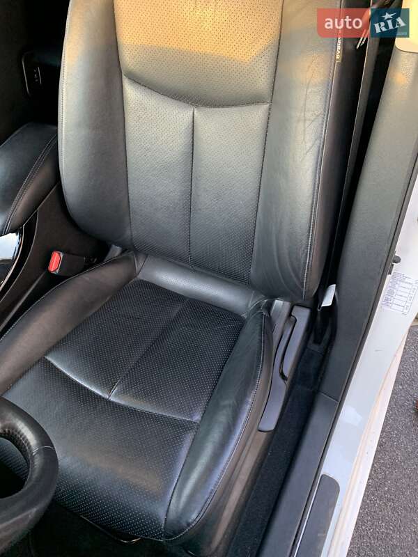 Хэтчбек Nissan Leaf 2014 в Виннице