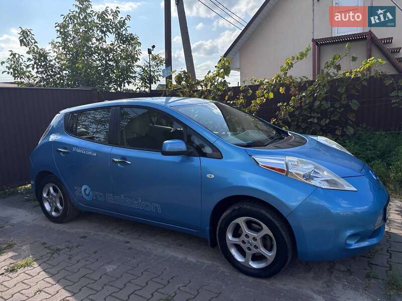 Хетчбек Nissan Leaf 2012 в Києві фото 2 Хетчбек Nissan Leaf 2012 в Києві