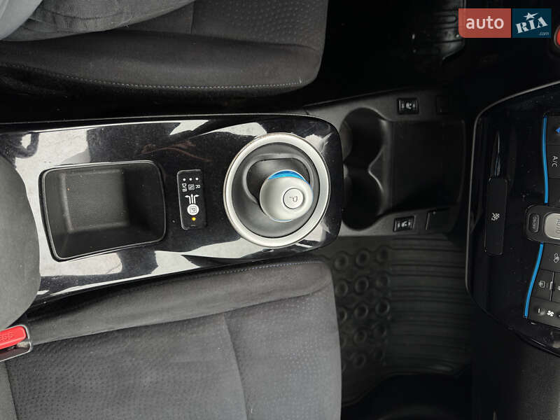 Хэтчбек Nissan Leaf 2017 в Виннице