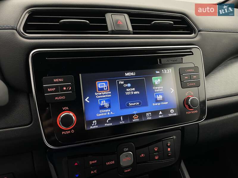 Хэтчбек Nissan Leaf 2018 в Киеве