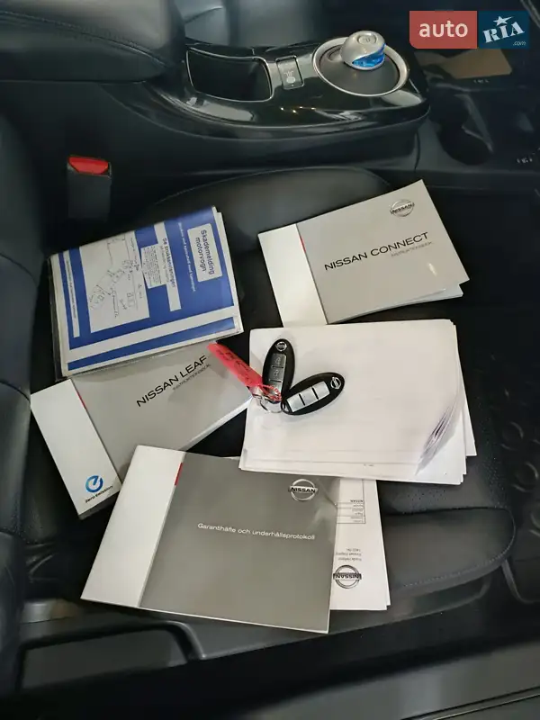 Хэтчбек Nissan Leaf 2015 в Ровно документ 2 фото Хэтчбек Nissan Leaf 2015 в Ровно документ