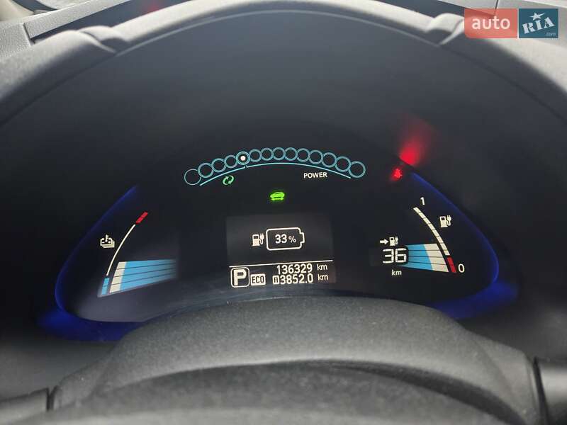 Хэтчбек Nissan Leaf 2015 в Житомире фото 9 Хэтчбек Nissan Leaf 2015 в Житомире