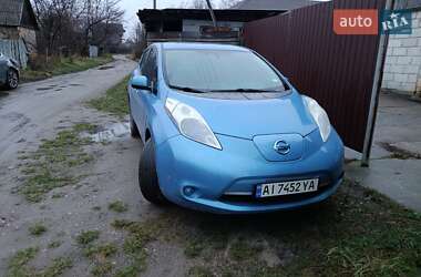 Хэтчбек Nissan Leaf 2014 в Киеве