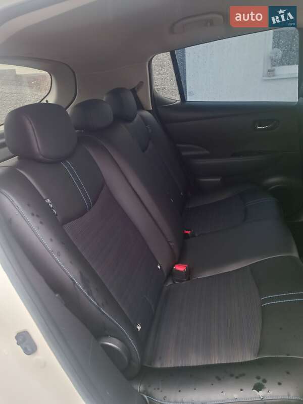 Хетчбек Nissan Leaf 2019 в Дніпрі