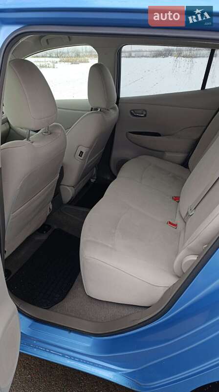 Хэтчбек Nissan Leaf 2012 в Луцке