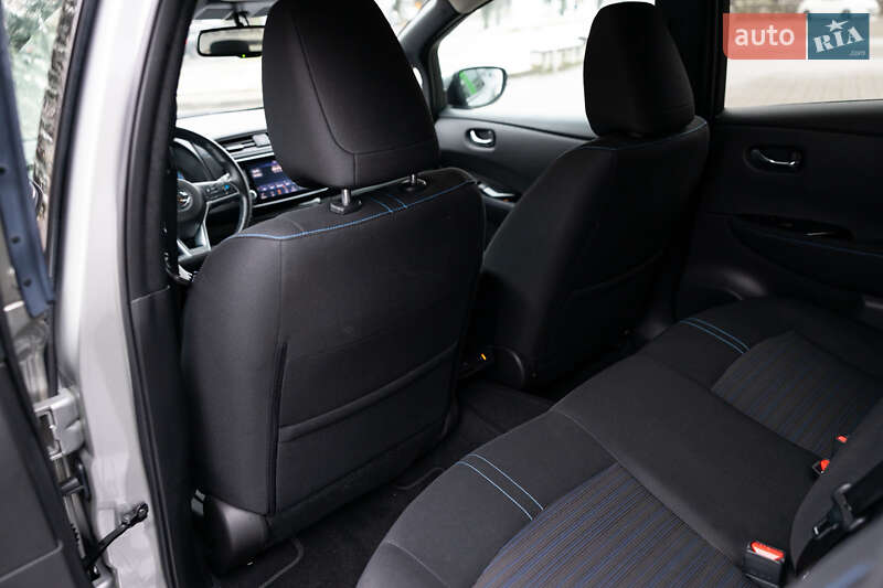 Хэтчбек Nissan Leaf 2022 в Луцке