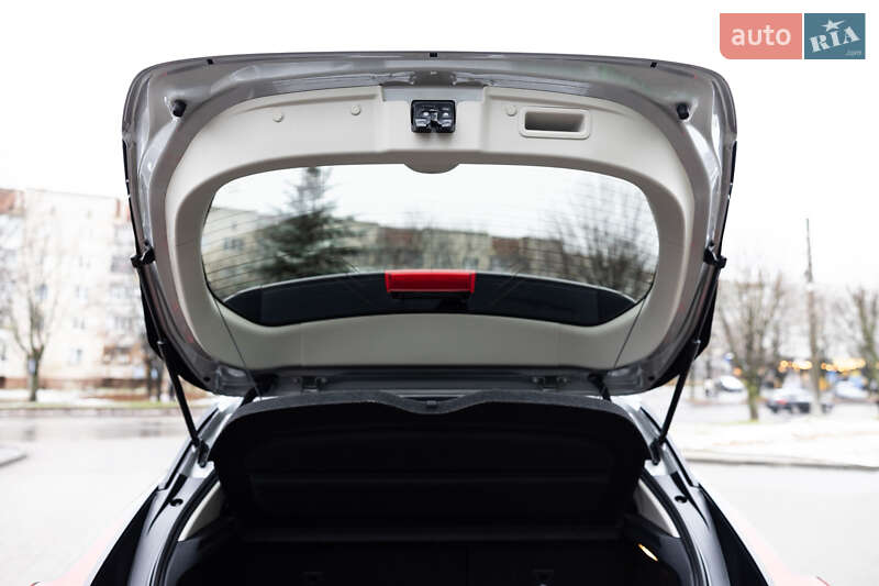 Хэтчбек Nissan Leaf 2022 в Луцке