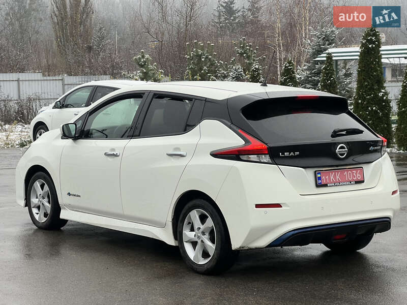 Хетчбек Nissan Leaf 2018 в Харкові