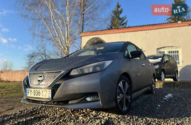 Хэтчбек Nissan Leaf 2021 в Черновцах