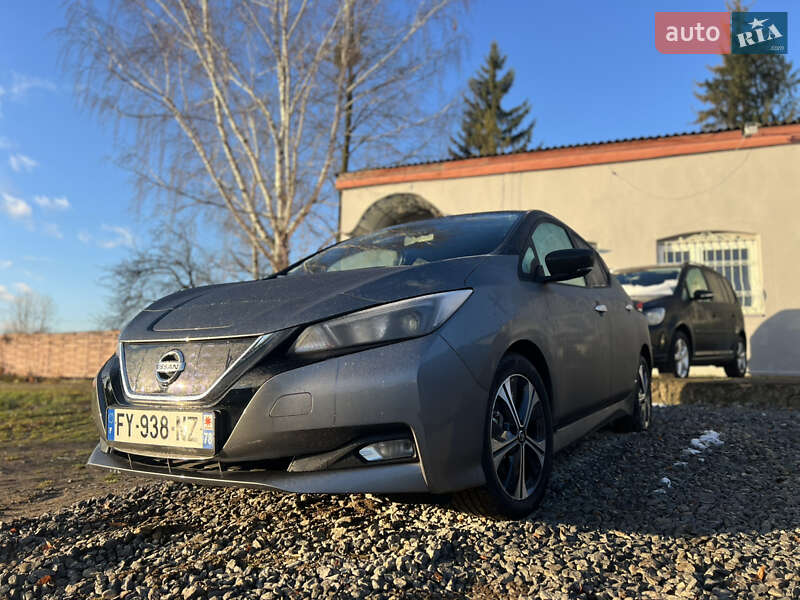 Nissan Leaf 2021