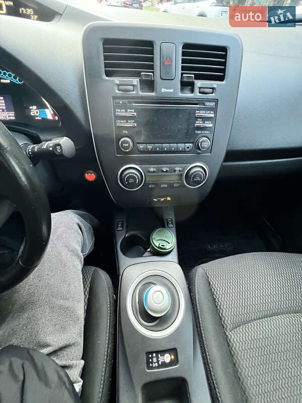 Хетчбек Nissan Leaf 2014 в Києві фото 16 Хетчбек Nissan Leaf 2014 в Києві