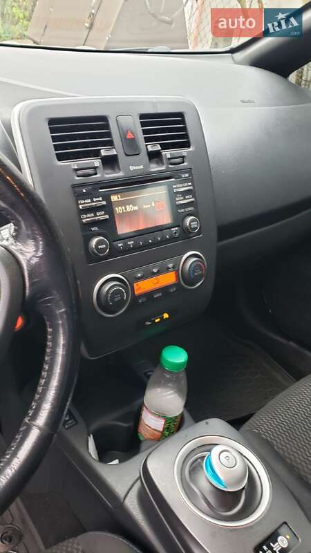 Хэтчбек Nissan Leaf 2013 в Виннице