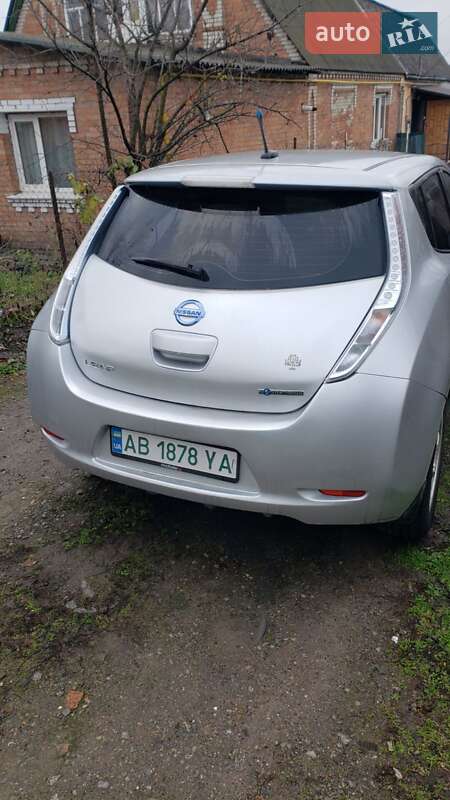 Хэтчбек Nissan Leaf 2013 в Виннице