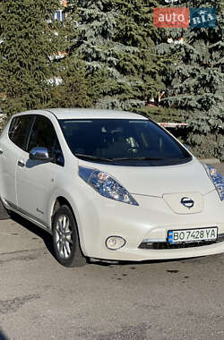 Хэтчбек Nissan Leaf 2015 в Тернополе