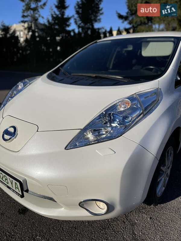 Хэтчбек Nissan Leaf 2015 в Тернополе фото 6 Хэтчбек Nissan Leaf 2015 в Тернополе