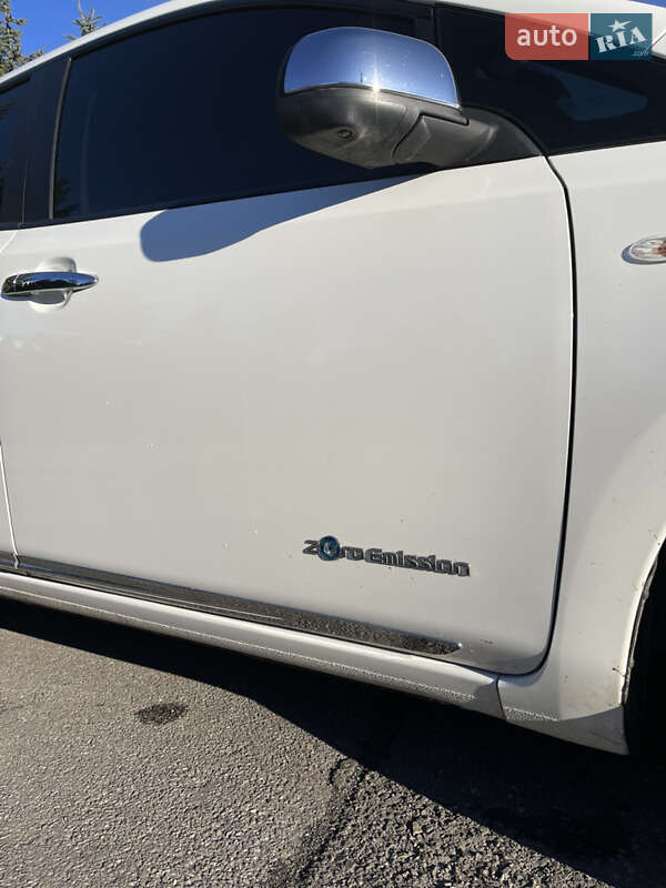 Хэтчбек Nissan Leaf 2015 в Тернополе фото 9 Хэтчбек Nissan Leaf 2015 в Тернополе