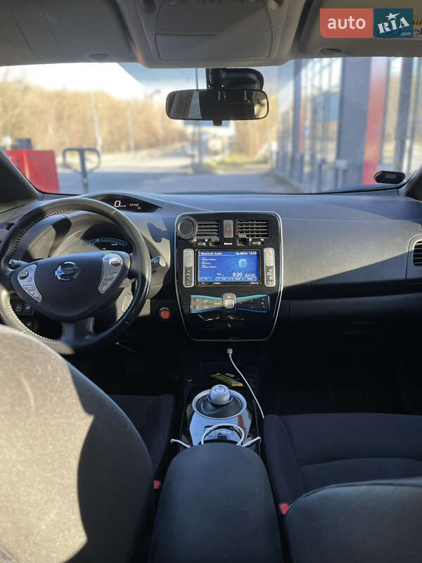 Хэтчбек Nissan Leaf 2015 в Тернополе фото 17 Хэтчбек Nissan Leaf 2015 в Тернополе
