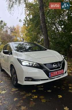 Хэтчбек Nissan Leaf 2018 в Ровно