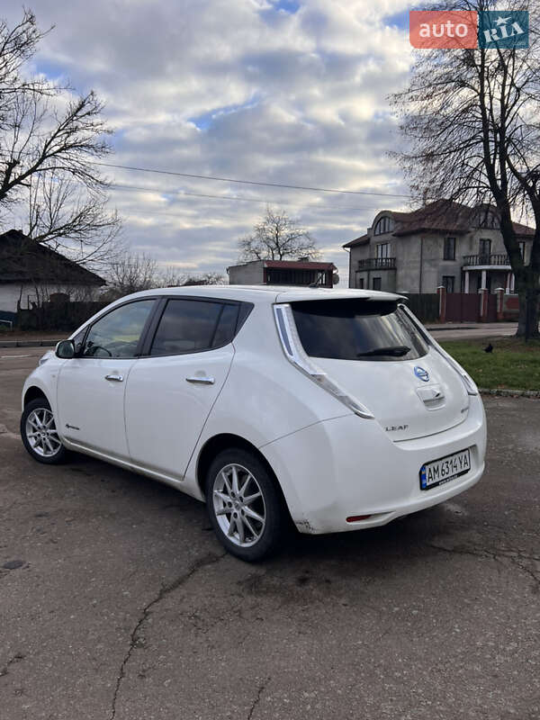 Хэтчбек Nissan Leaf 2015 в Житомире фото 5 Хэтчбек Nissan Leaf 2015 в Житомире