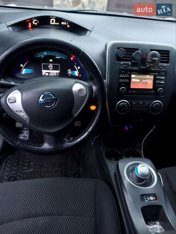 Хэтчбек Nissan Leaf 2013 в Каменец-Подольском фото 6 Хэтчбек Nissan Leaf 2013 в Каменец-Подольском