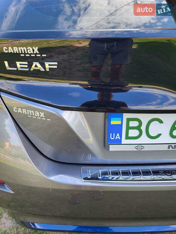 Хэтчбек Nissan Leaf 2018 в Львове