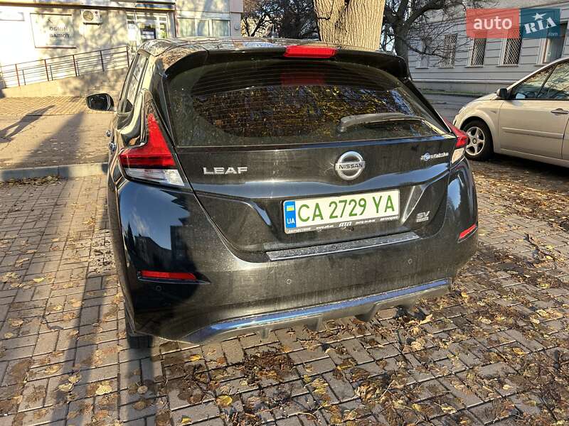 Хетчбек Nissan Leaf 2020 в Києві фото 4 Хетчбек Nissan Leaf 2020 в Києві