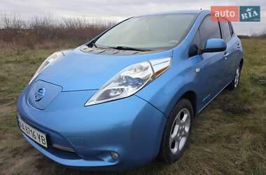 Хетчбек Nissan Leaf 2013 в Полтаві