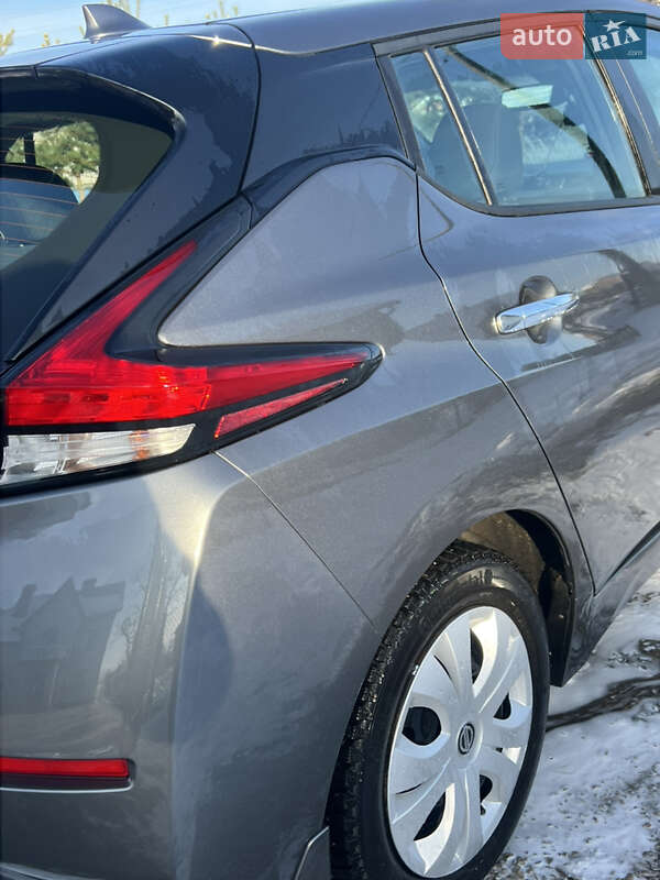 Хетчбек Nissan Leaf 2019 в Городку