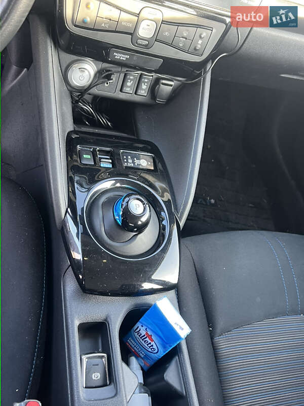 Хетчбек Nissan Leaf 2019 в Городку