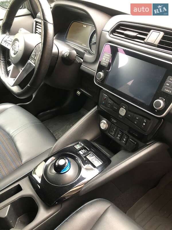 Хэтчбек Nissan Leaf 2021 в Звягеле