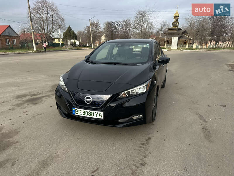 Хэтчбек Nissan Leaf 2018 в Первомайске