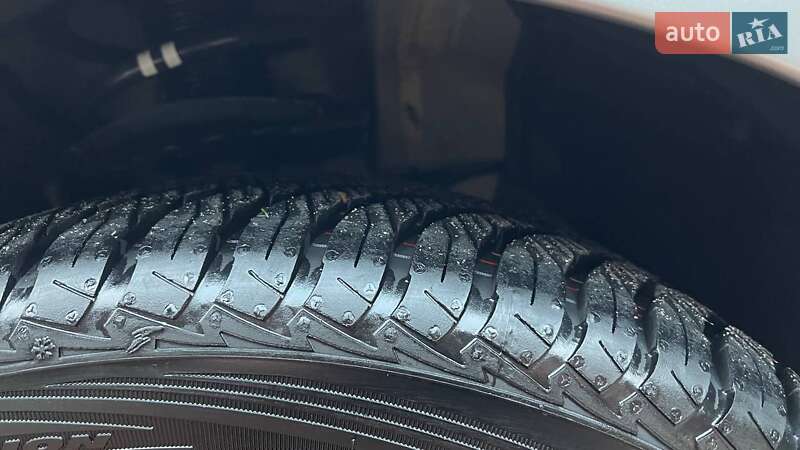 Хетчбек Nissan Leaf 2021 в Києві фото 9 Хетчбек Nissan Leaf 2021 в Києві