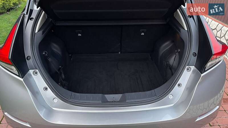 Хетчбек Nissan Leaf 2021 в Києві фото 27 Хетчбек Nissan Leaf 2021 в Києві