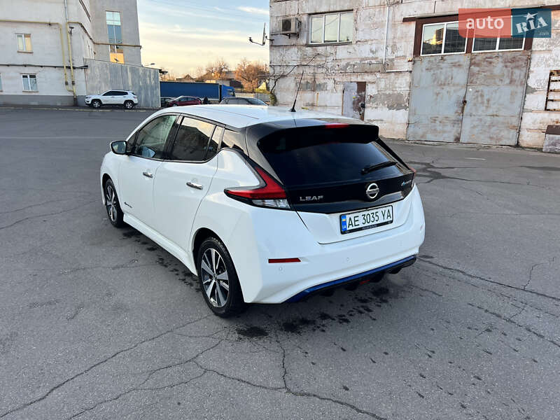 Хетчбек Nissan Leaf 2018 в Кривому Розі фото 4 Хетчбек Nissan Leaf 2018 в Кривому Розі