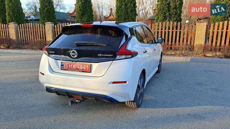 Хетчбек Nissan Leaf 2018 в Дніпрі фото 10 Хетчбек Nissan Leaf 2018 в Дніпрі