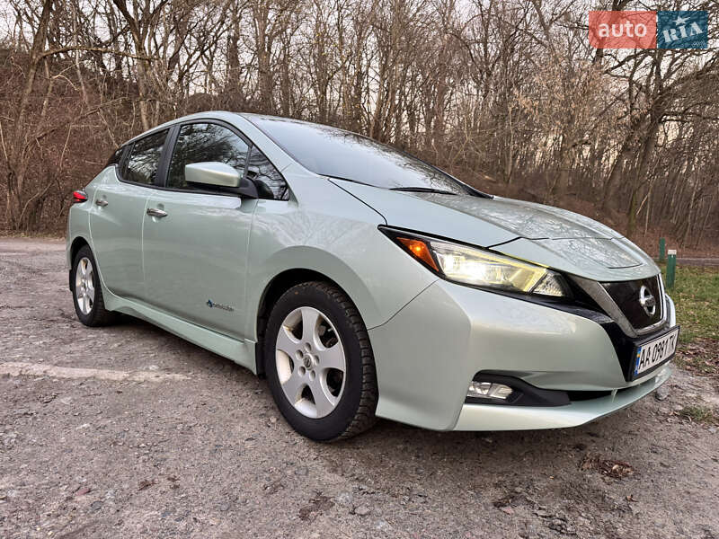 Хэтчбек Nissan Leaf 2018 в Киеве фото 15 Хэтчбек Nissan Leaf 2018 в Киеве