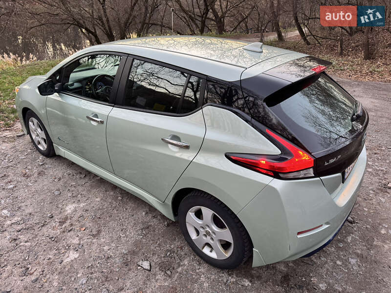 Хэтчбек Nissan Leaf 2018 в Киеве фото 20 Хэтчбек Nissan Leaf 2018 в Киеве