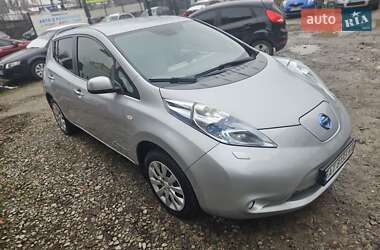 Хэтчбек Nissan Leaf 2011 в Ивано-Франковске
