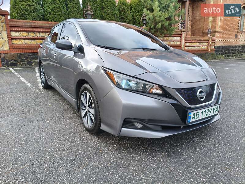 Хетчбек Nissan Leaf 2021 в Вінниці