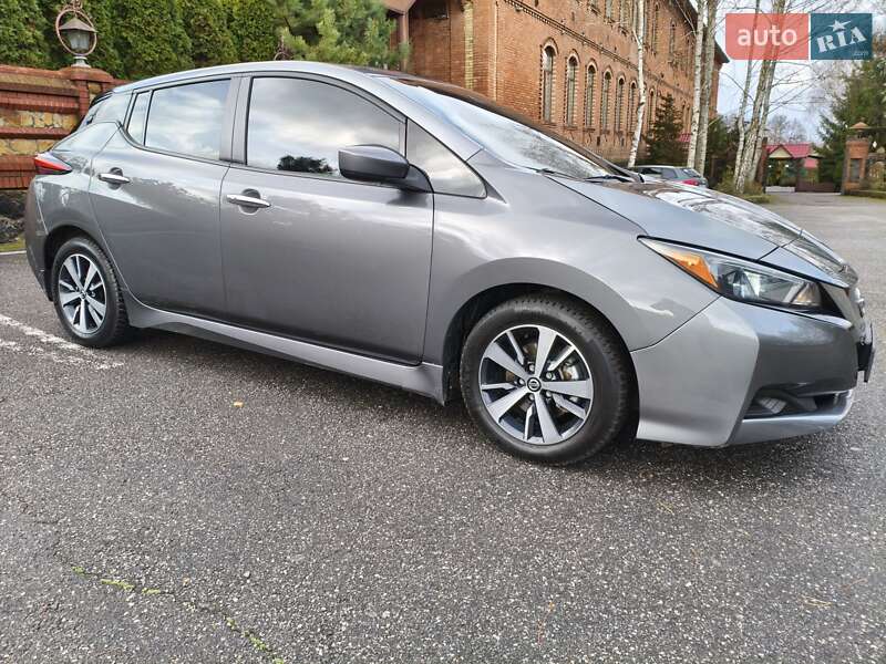 Хетчбек Nissan Leaf 2021 в Вінниці