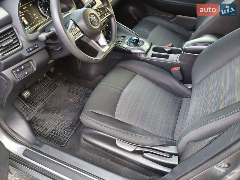 Хетчбек Nissan Leaf 2021 в Вінниці