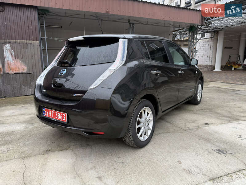 Хэтчбек Nissan Leaf 2016 в Умани фото 57 Хэтчбек Nissan Leaf 2016 в Умани